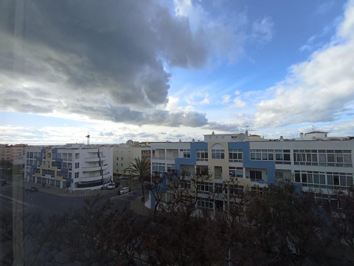 Love Shack Flat In Quarteira Center Exterior foto